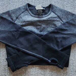 Pulse Ombré Seamless Long Sleeve Crop Top - Black/Grey